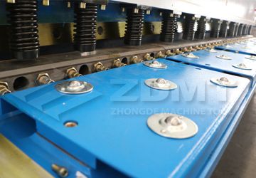 球面工作臺.jpg 球面工作臺.jpg